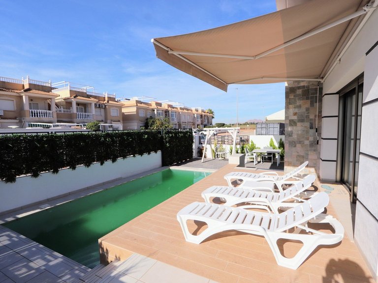 Villa for Sale in Los Alcazares, Murcia 47