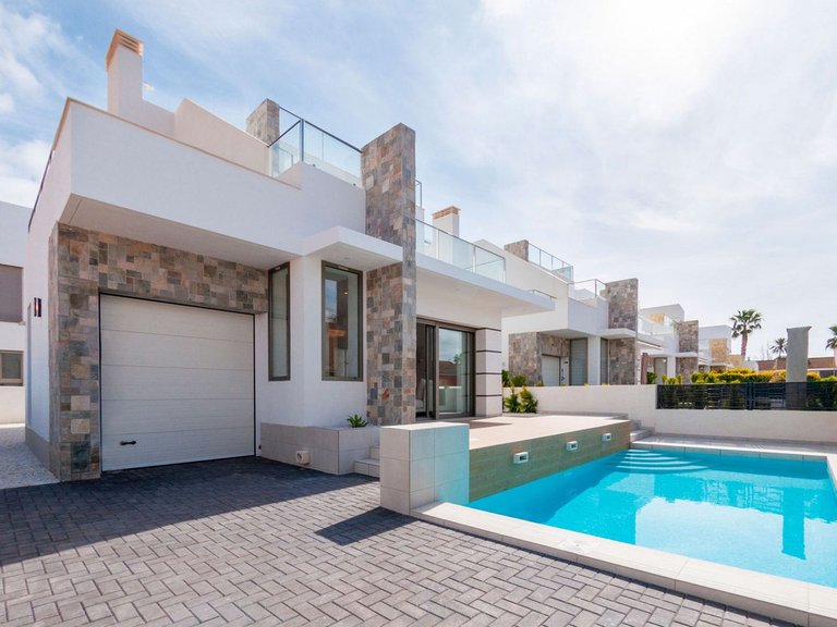 Villa for Sale in Los Alcazares, Murcia 48