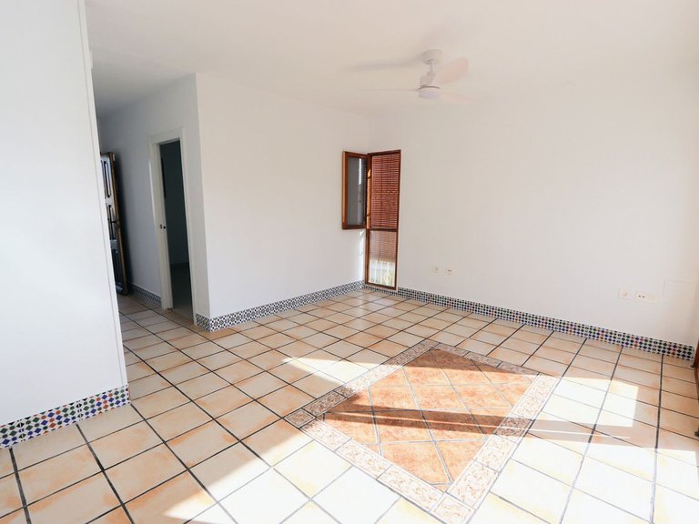 Apartment for Sale in Villamartin, Alicante 7