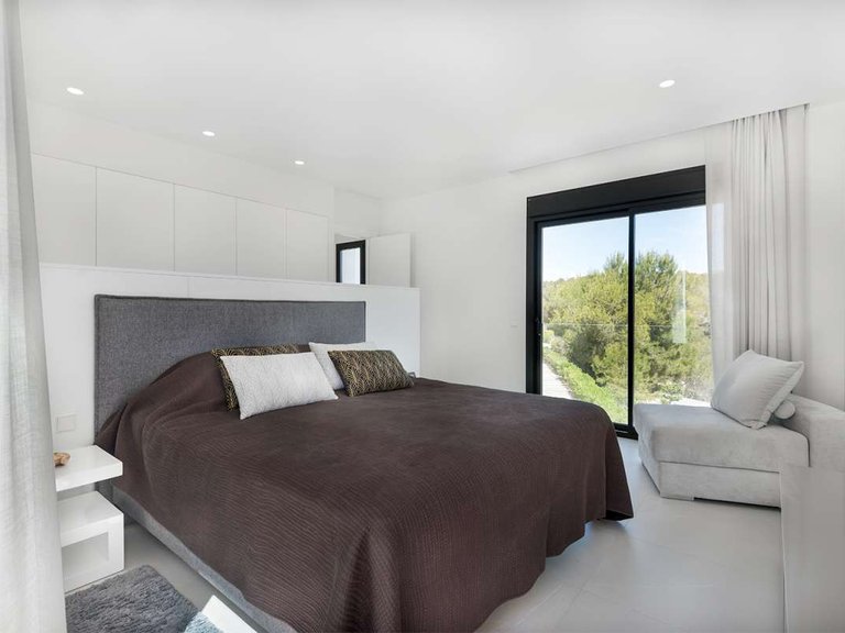 Villa for Sale in Las Colinas, Alicante 13