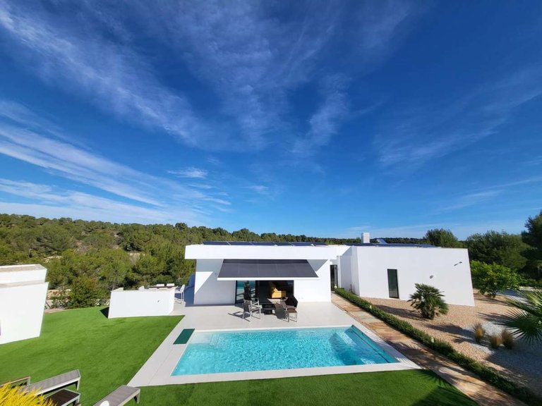 Villa for Sale in Las Colinas, Alicante 30