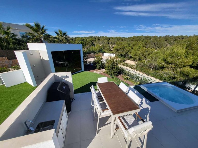 Villa for Sale in Las Colinas, Alicante 40