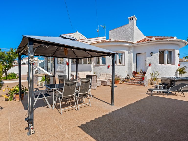 Villa for Sale in Ciudad Quesada, Alicante 1