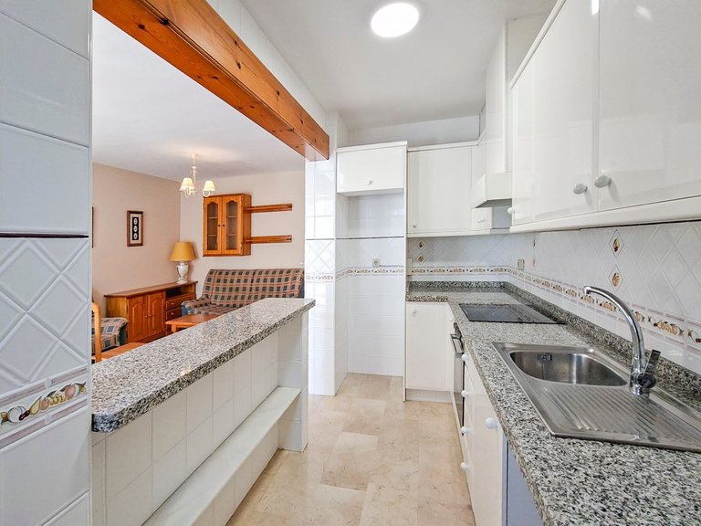 Town House for Sale in Villamartin, Alicante 2