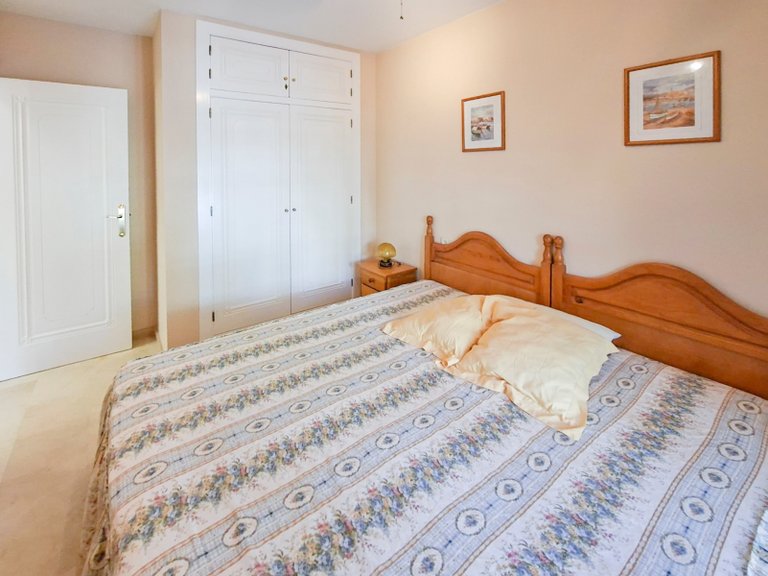 Town House for Sale in Villamartin, Alicante 7