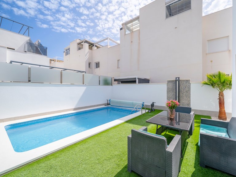 Villa for Sale in Torrevieja, Alicante 5