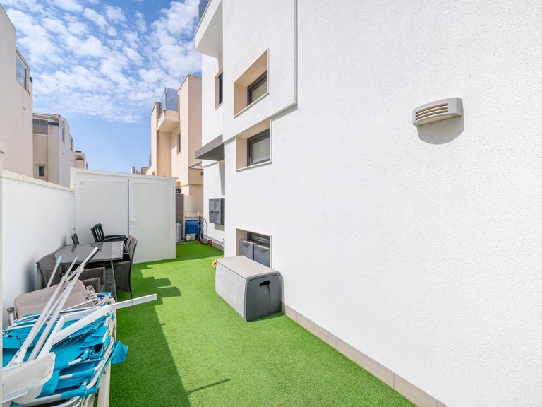 Villa for Sale in Torrevieja, Alicante 11