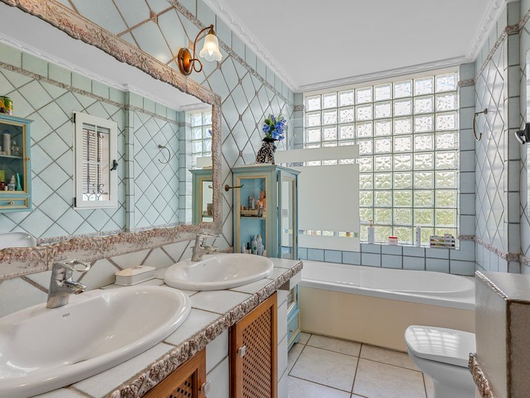 Villa for Sale in Torrevieja, Alicante 26
