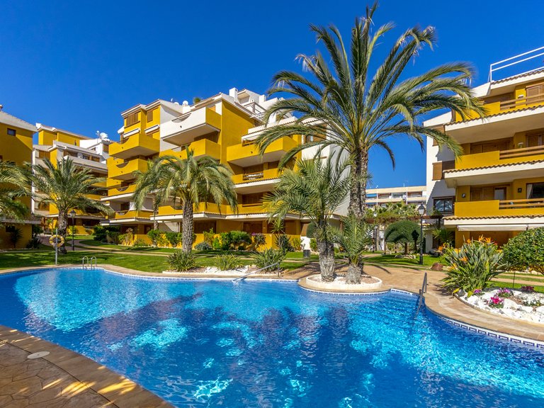 Apartment for Sale in Torrevieja, Alicante 25