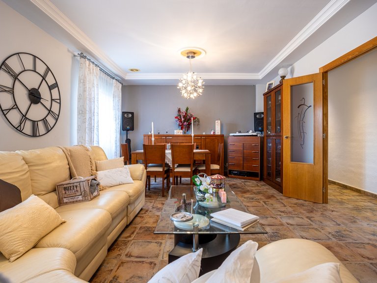 Villa for Sale in Elche, Alicante 3