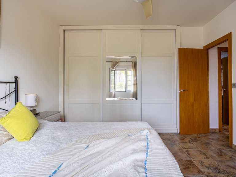 Villa for Sale in Elche, Alicante 9