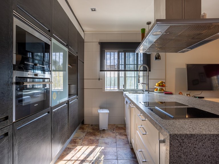 Villa for Sale in Elche, Alicante 14