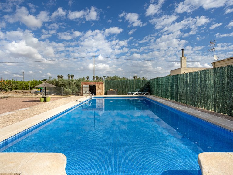 Villa for Sale in Elche, Alicante 42