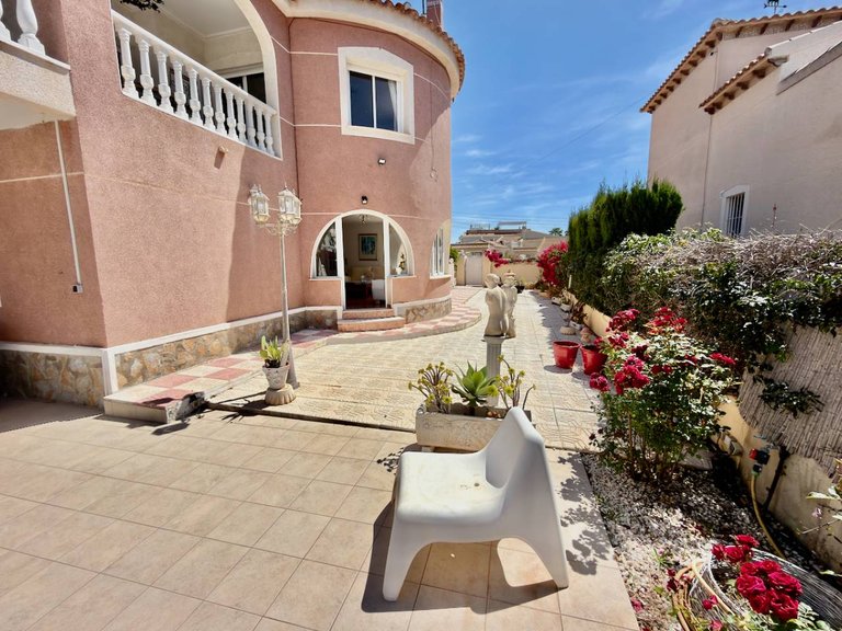 Villa for Sale in Ciudad Quesada, Alicante 25