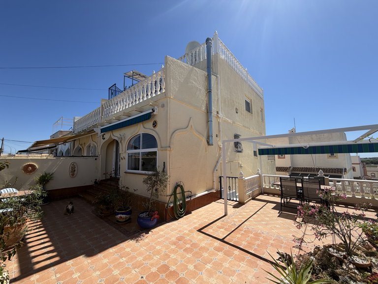 Town House for Sale in San Miguel De Salinas, Alicante 1