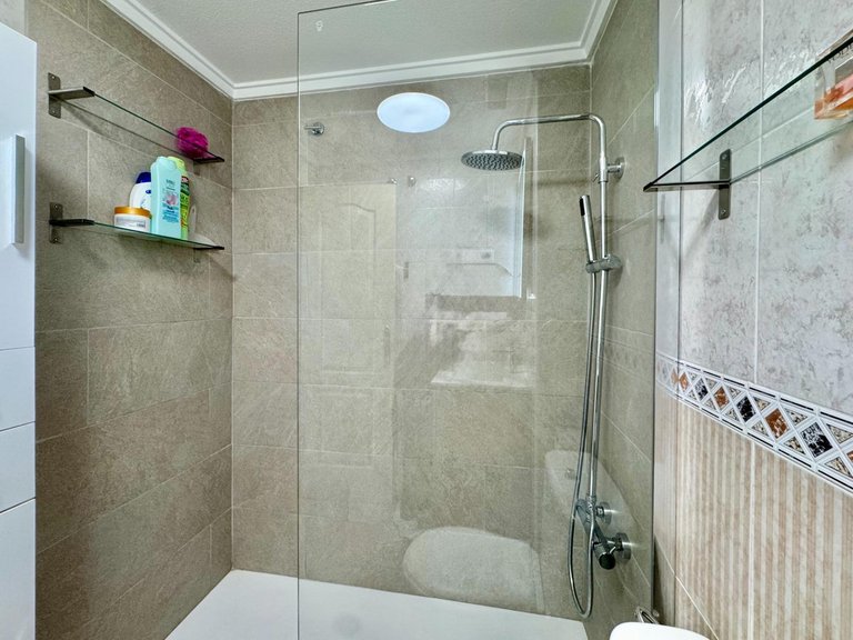 Apartment for Sale in Torrevieja, Alicante 10