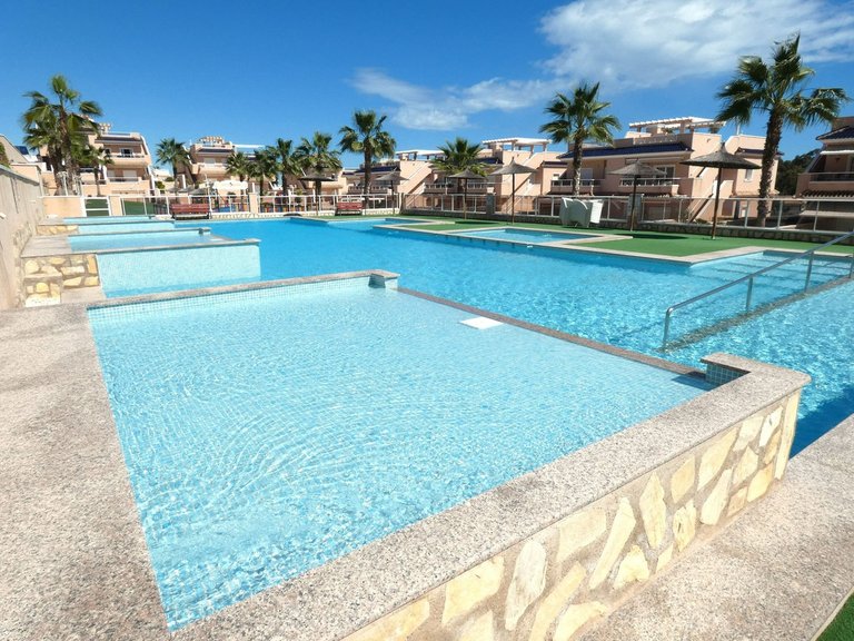 Apartment for Sale in Punta Prima, Alicante 38