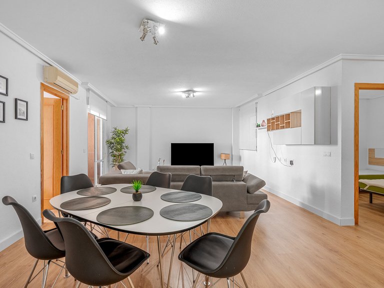 Apartment for Sale in Torrevieja, Alicante 1