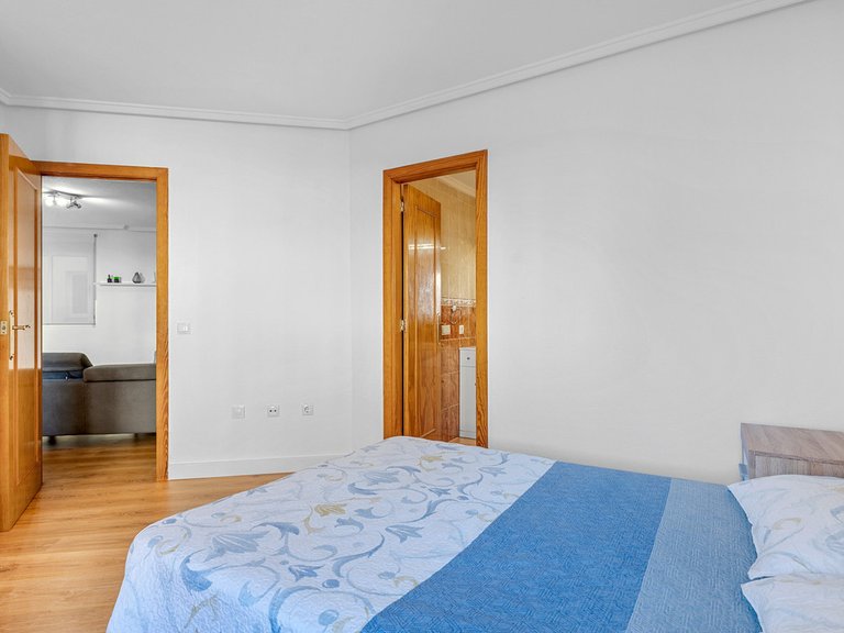 Apartment for Sale in Torrevieja, Alicante 9
