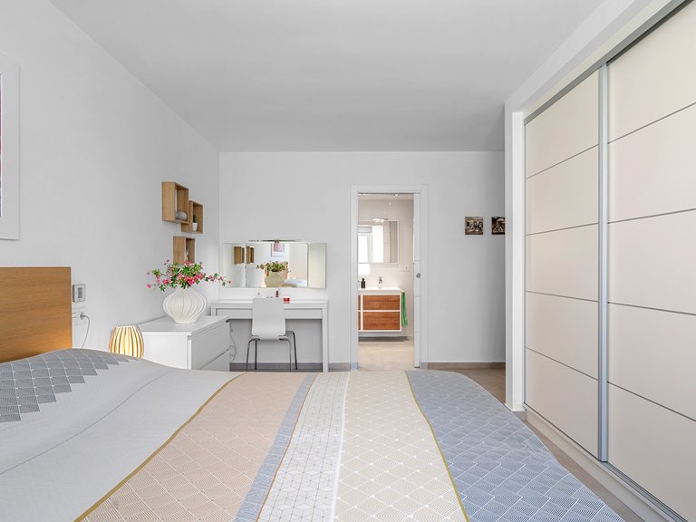 Villa for Sale in La Marina, Alicante 15
