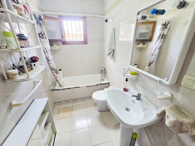 Apartment for Sale in Torrevieja, Alicante 7