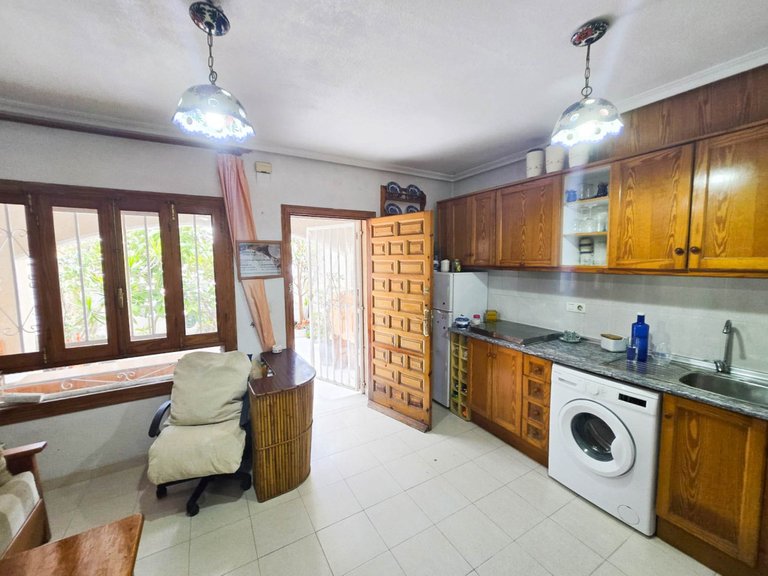 Apartment for Sale in Torrevieja, Alicante 10