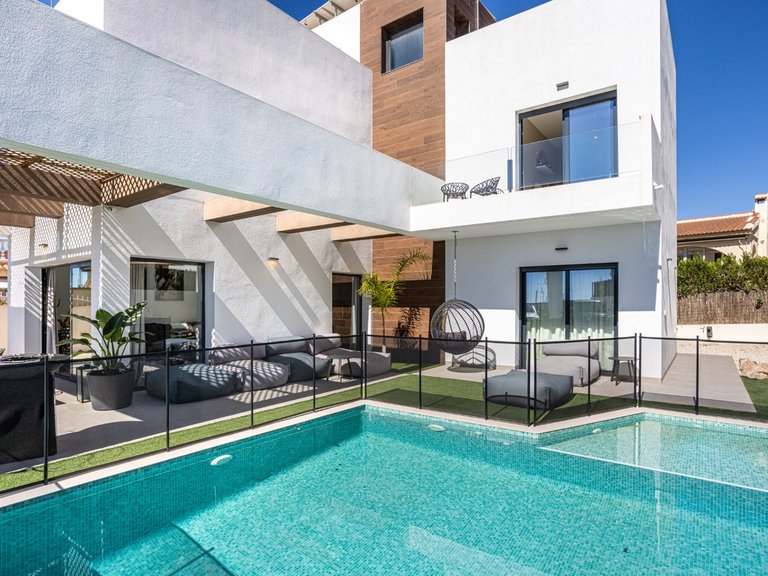 Villa for Sale in Ciudad Quesada, Alicante 2