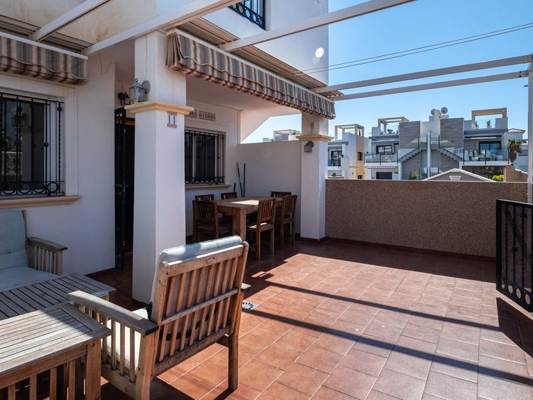 Apartment for Sale in Punta Prima, Alicante 3