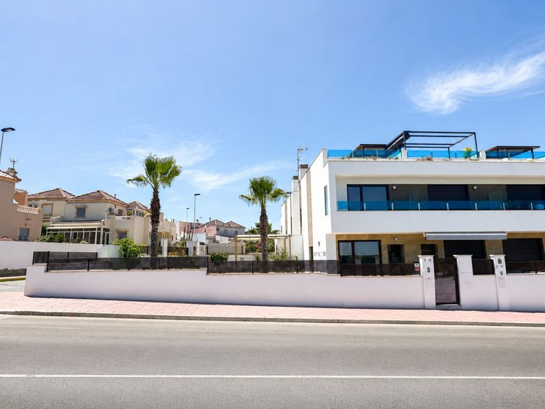 Town House for Sale in Los Balcones, Alicante 28