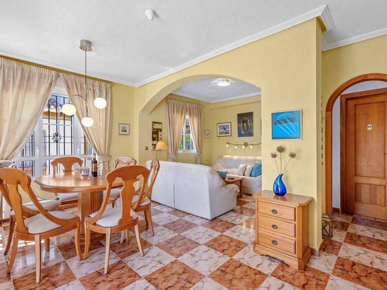 Town House for Sale in Cabo Roig, Alicante 2