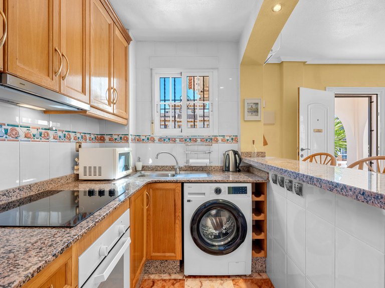 Town House for Sale in Cabo Roig, Alicante 11