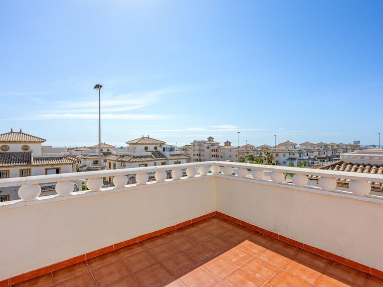Town House for Sale in Cabo Roig, Alicante 25