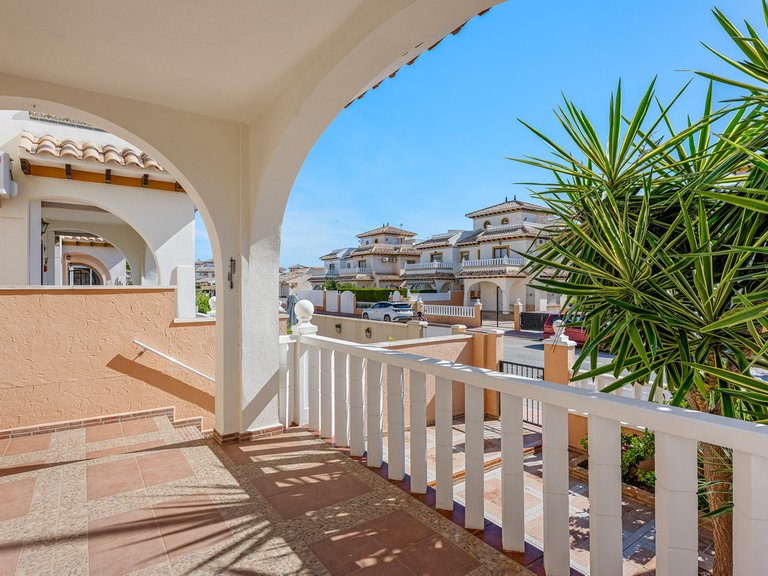 Town House for Sale in Cabo Roig, Alicante 30