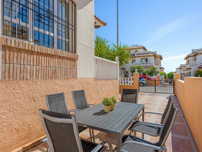 Town House for Sale in Cabo Roig, Alicante 36