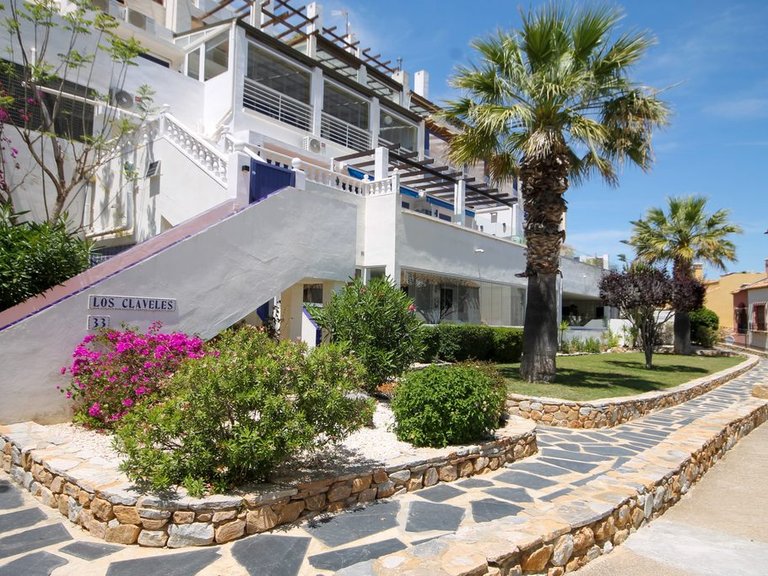 Apartment for Sale in Las Ramblas, Alicante 1