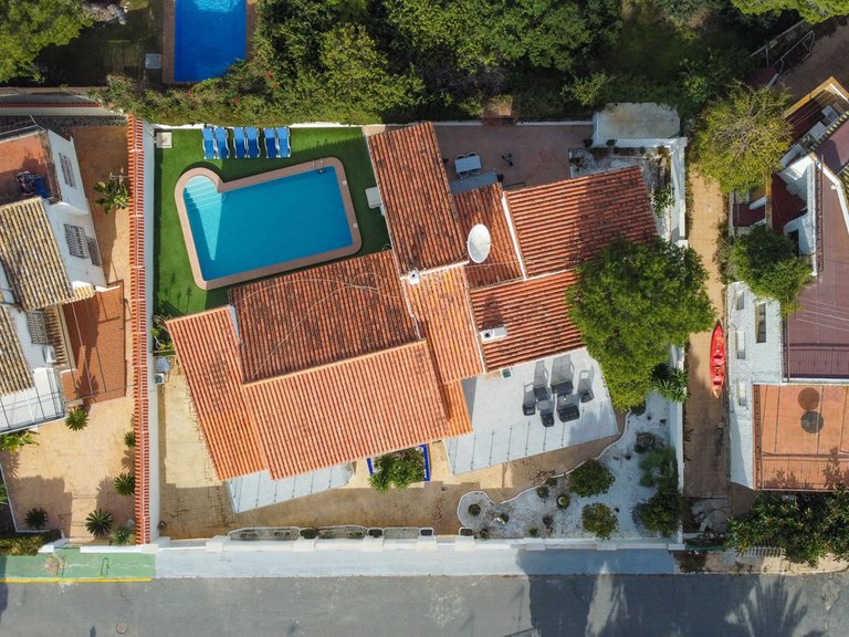 Villa for Sale in Campoamor, Alicante 1