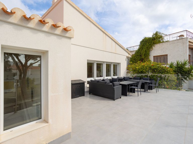 Villa for Sale in Campoamor, Alicante 3