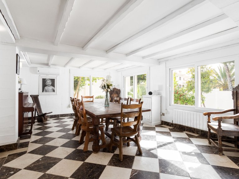 Villa for Sale in Campoamor, Alicante 12