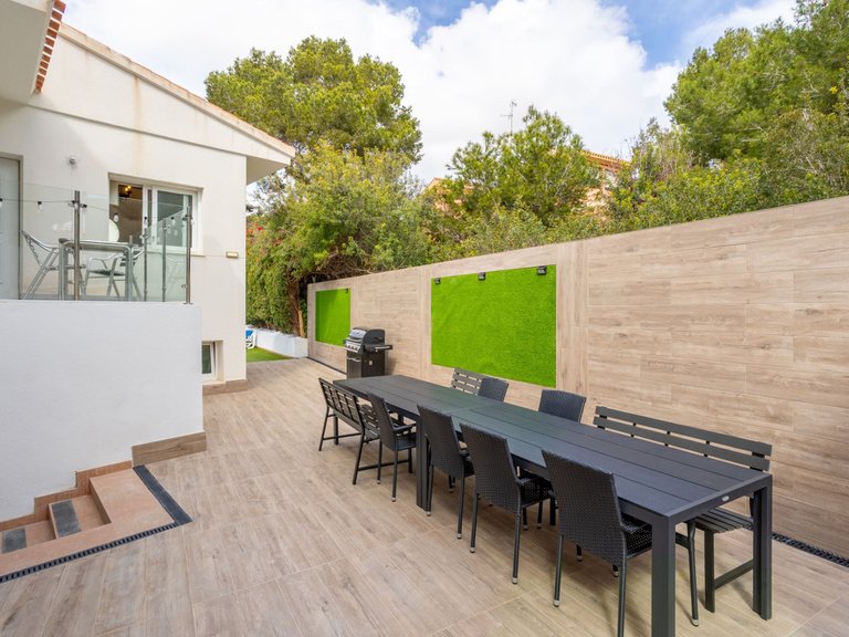 Villa for Sale in Campoamor, Alicante 46