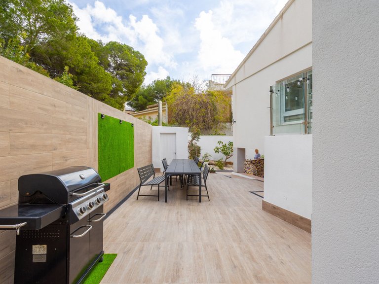 Villa for Sale in Campoamor, Alicante 49