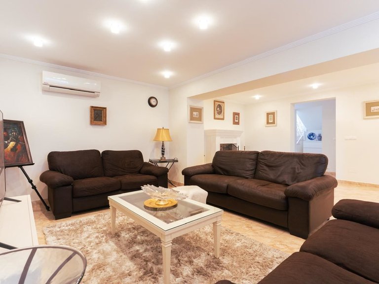 Villa for Sale in Los Altos, Alicante 12