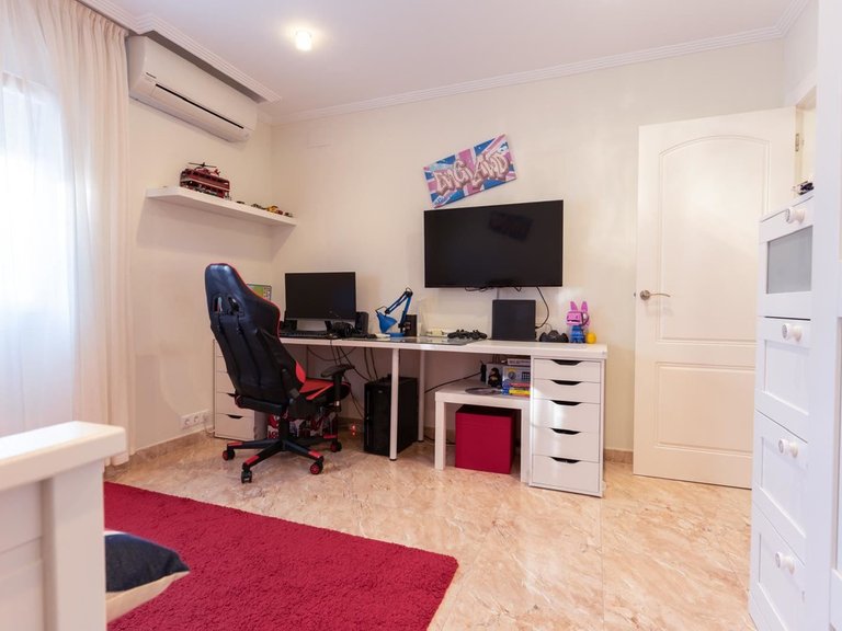 Villa for Sale in Los Altos, Alicante 29