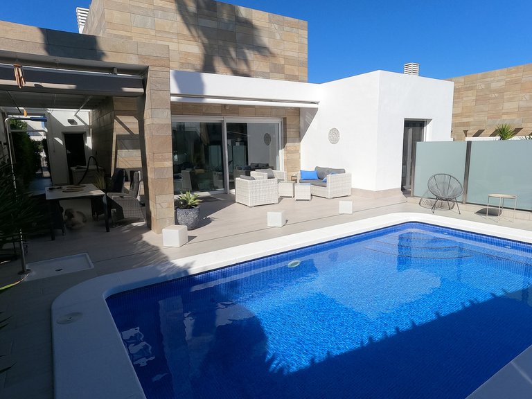 Villa for Sale in Algorfa, Alicante 15