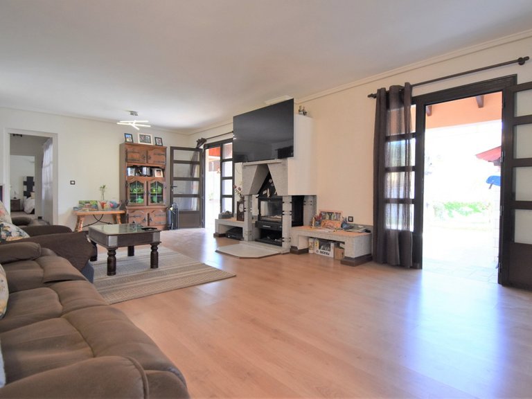Villa for Sale in Villamartin, Alicante 3