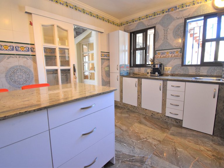 Villa for Sale in Villamartin, Alicante 9