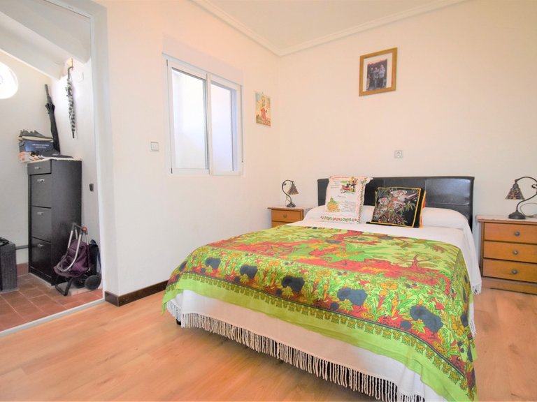 Villa for Sale in Villamartin, Alicante 14
