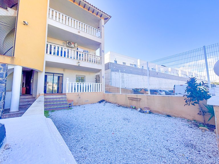 Apartment for Sale in Cabo Roig, Alicante 4