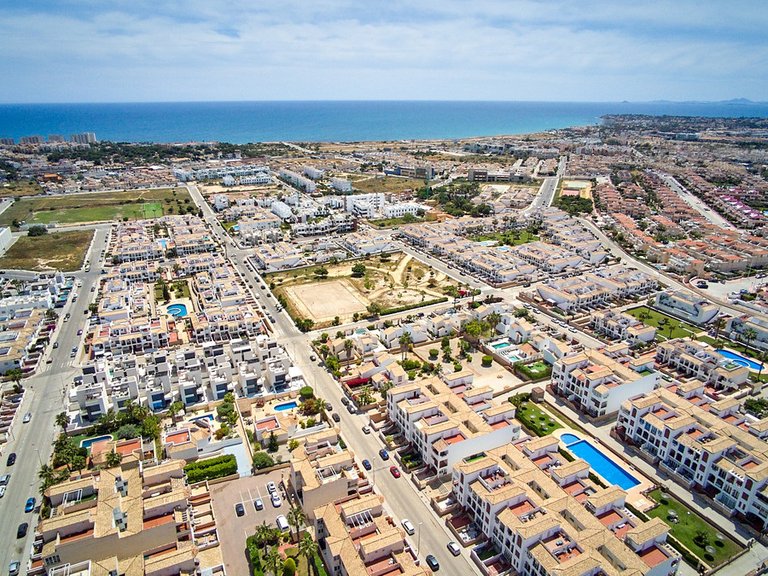 Apartment for Sale in Punta Prima, Alicante 5