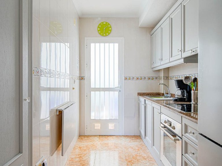 Apartment for Sale in Punta Prima, Alicante 16