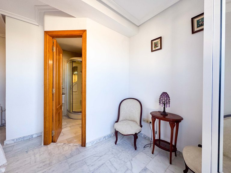 Villa for Sale in Torrevieja, Alicante 19